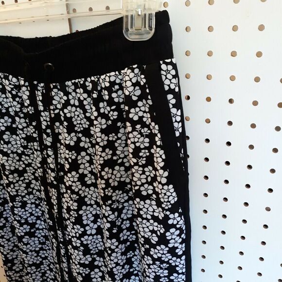 New Directions Womens Palazzo Pants Size S Polyester Floral Print Blk/White - Picture 4 of 10